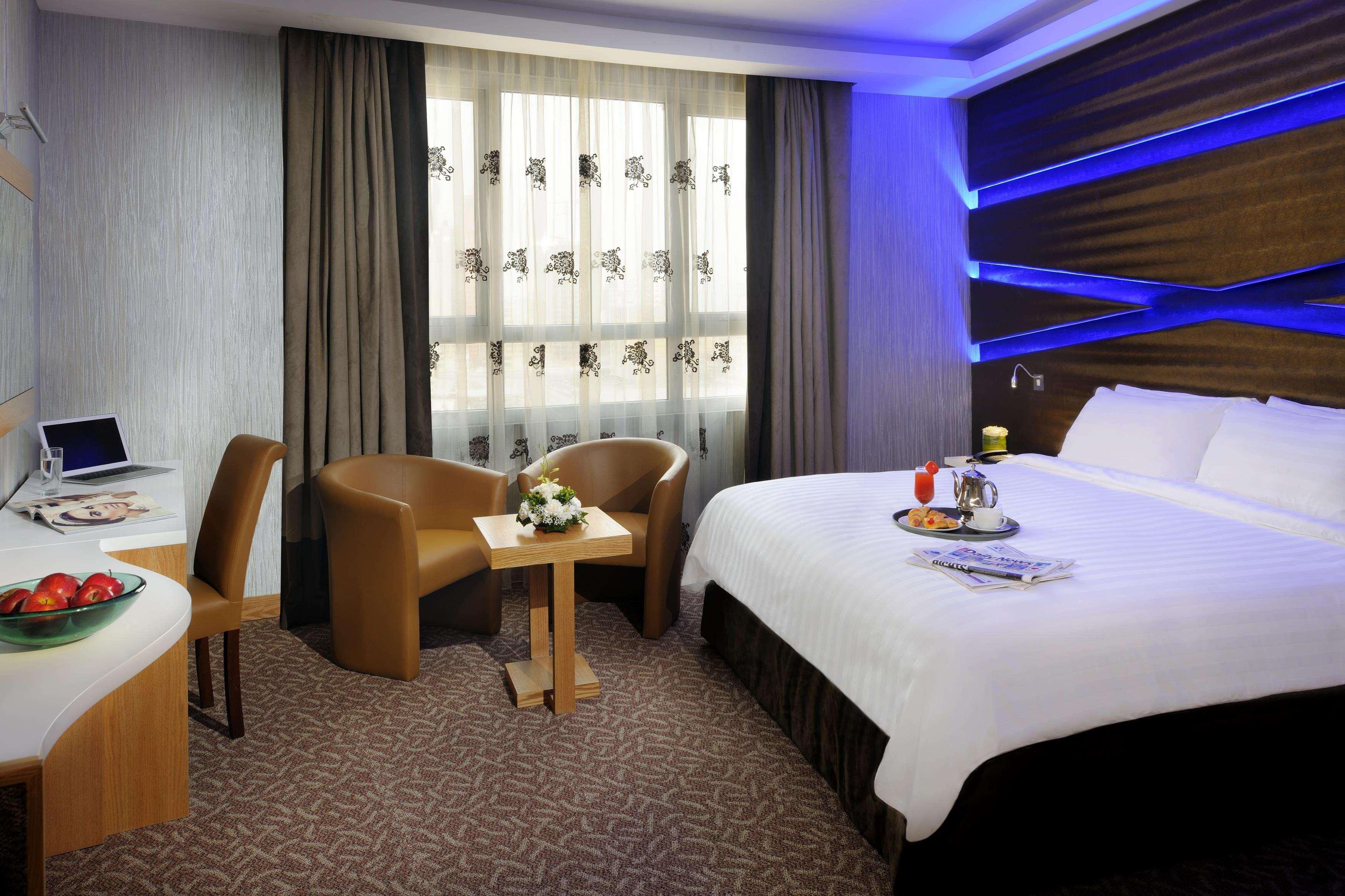 Al Safir Hotel Manama Ngoại thất bức ảnh