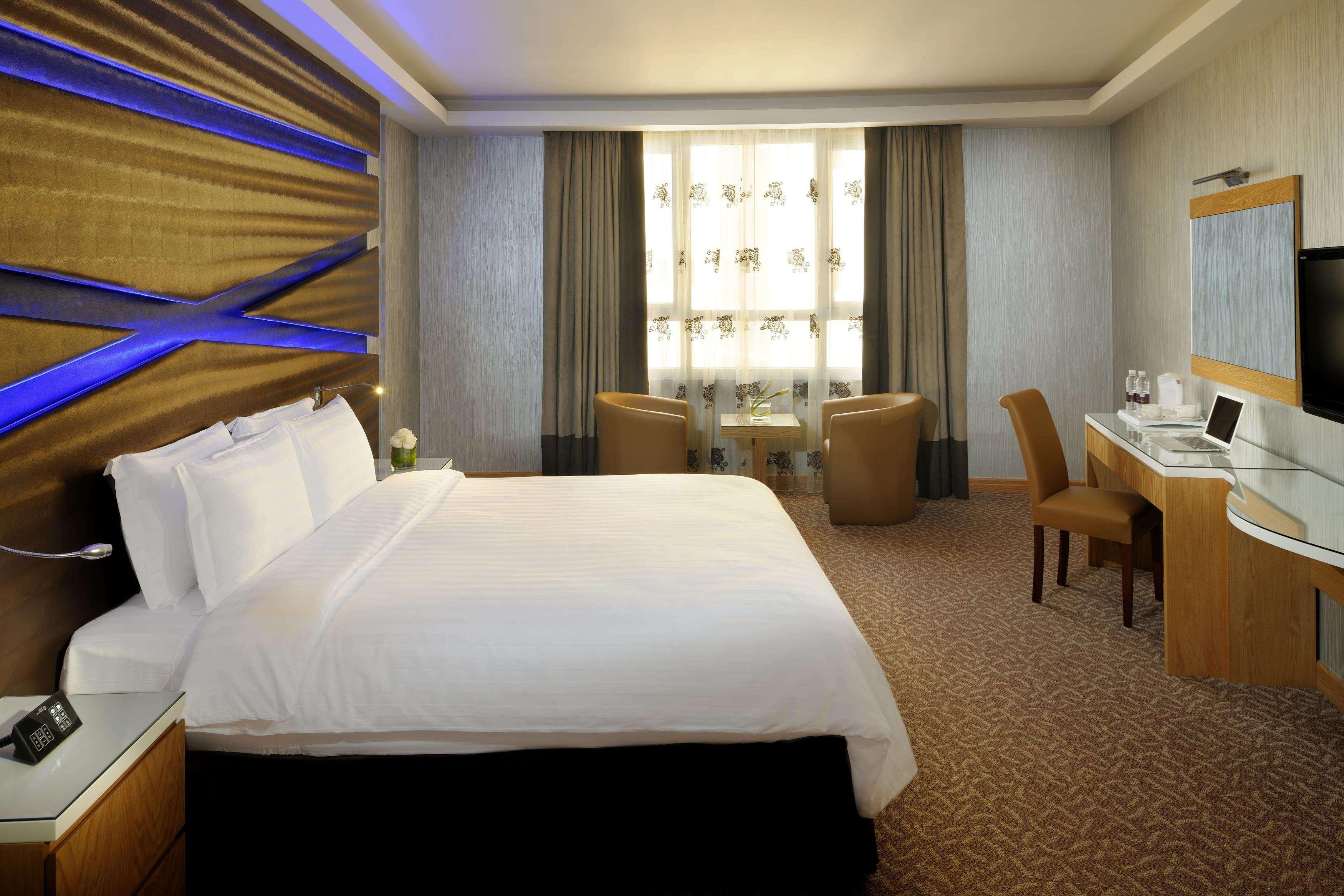 Al Safir Hotel Manama Ngoại thất bức ảnh