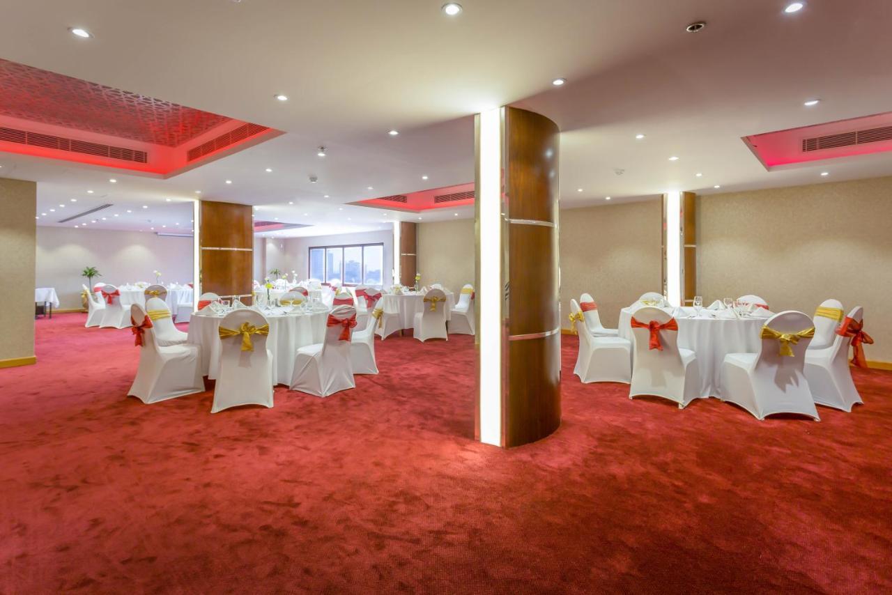 Al Safir Hotel Manama Ngoại thất bức ảnh